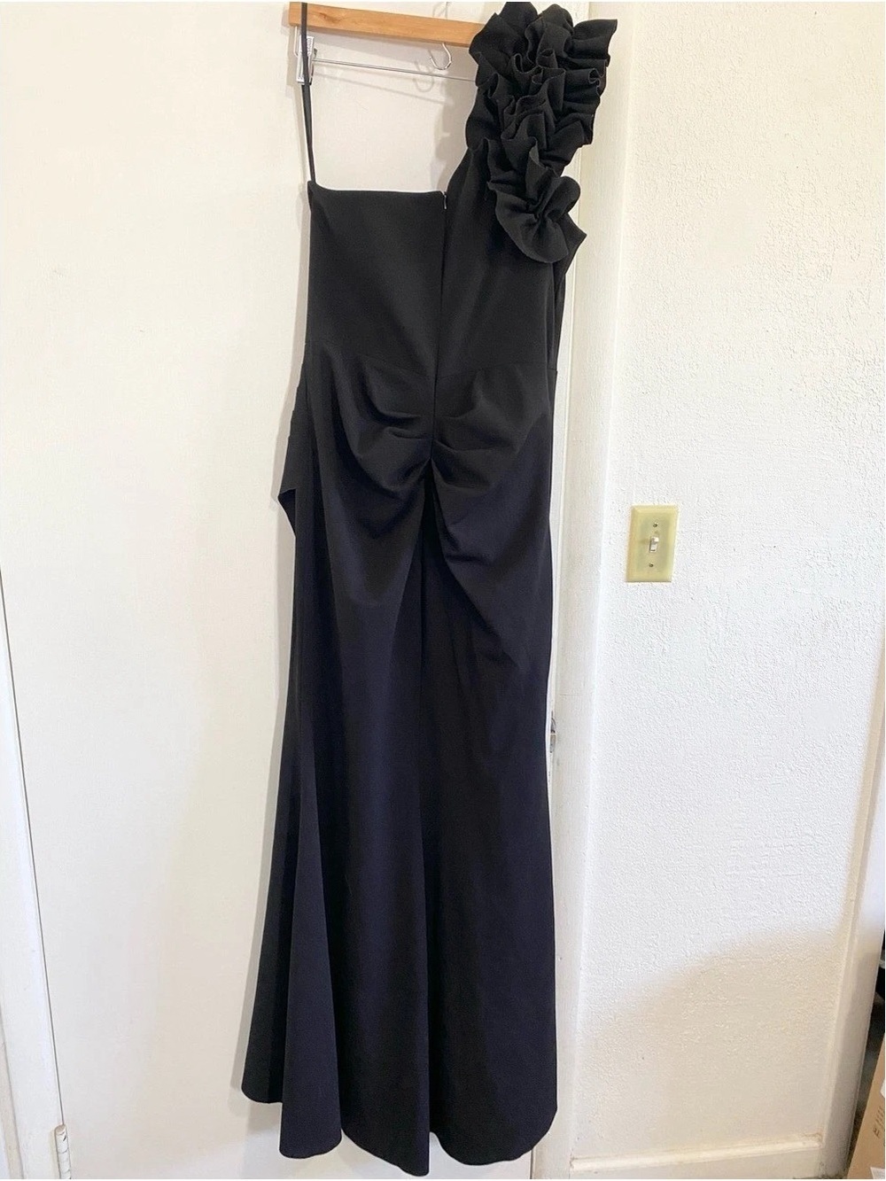 Xscape Black One-Shoulder Ruffle Evening Gown - Picture 5 of 9